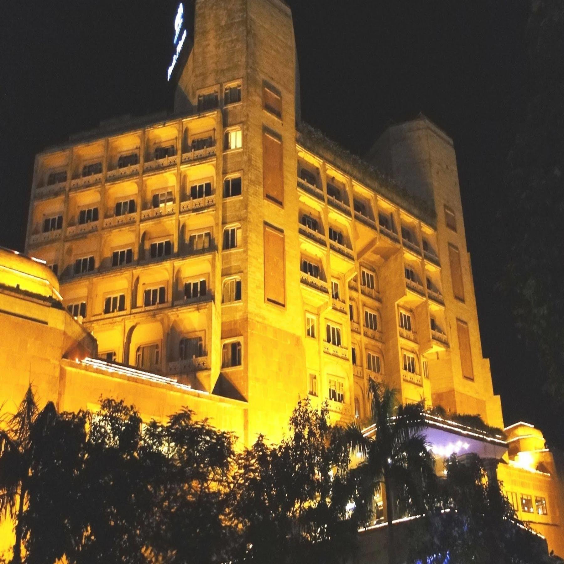 Park Plaza, Ludhiana Hotel Bagian luar foto